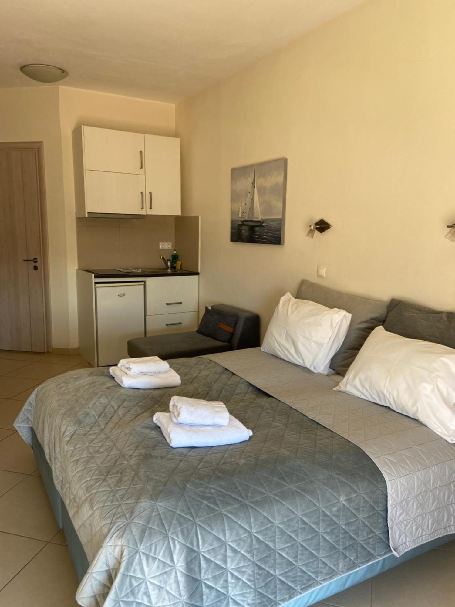 Candia Hotel Hriszí Aktí Haniá Kültér fotó